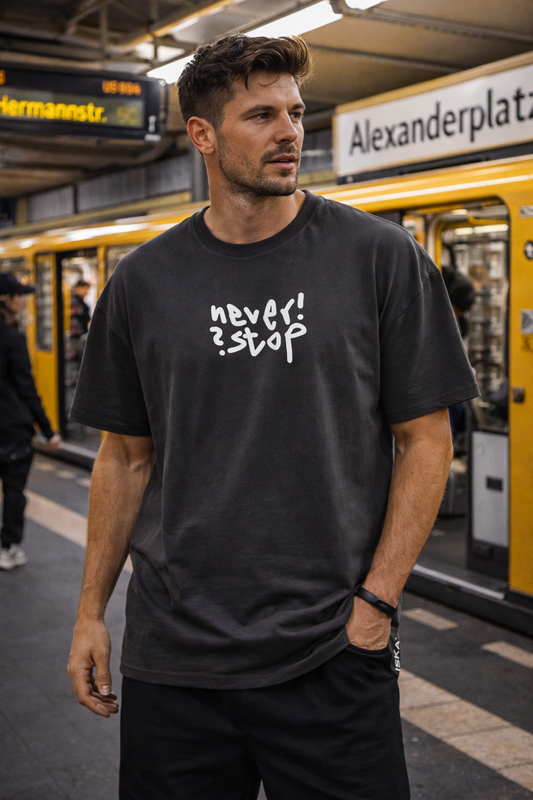 Never! Stop? Oversize T-Shirt grau
