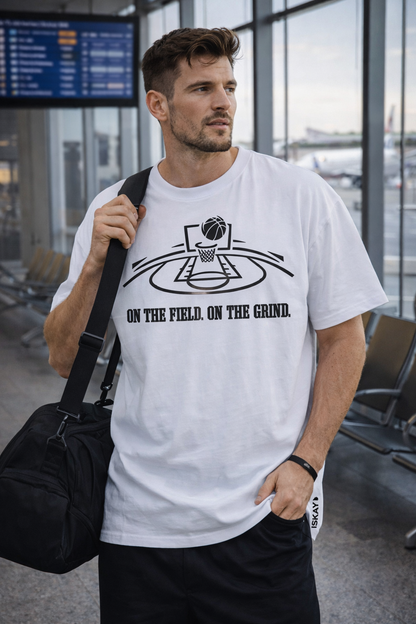 on field Oversize T-Shirt weiss