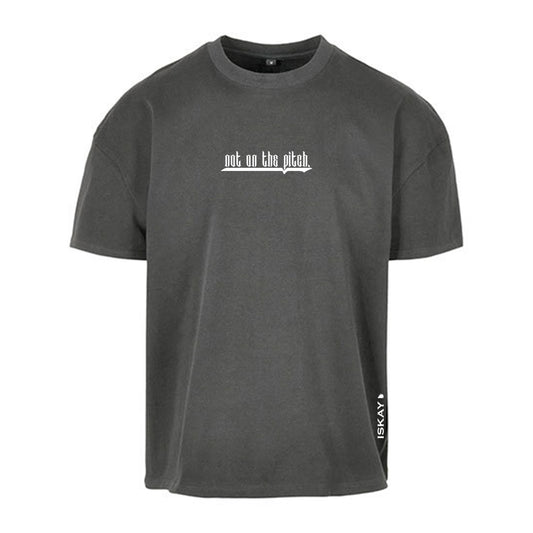 not on the pitch Oversize T-Shirt grau